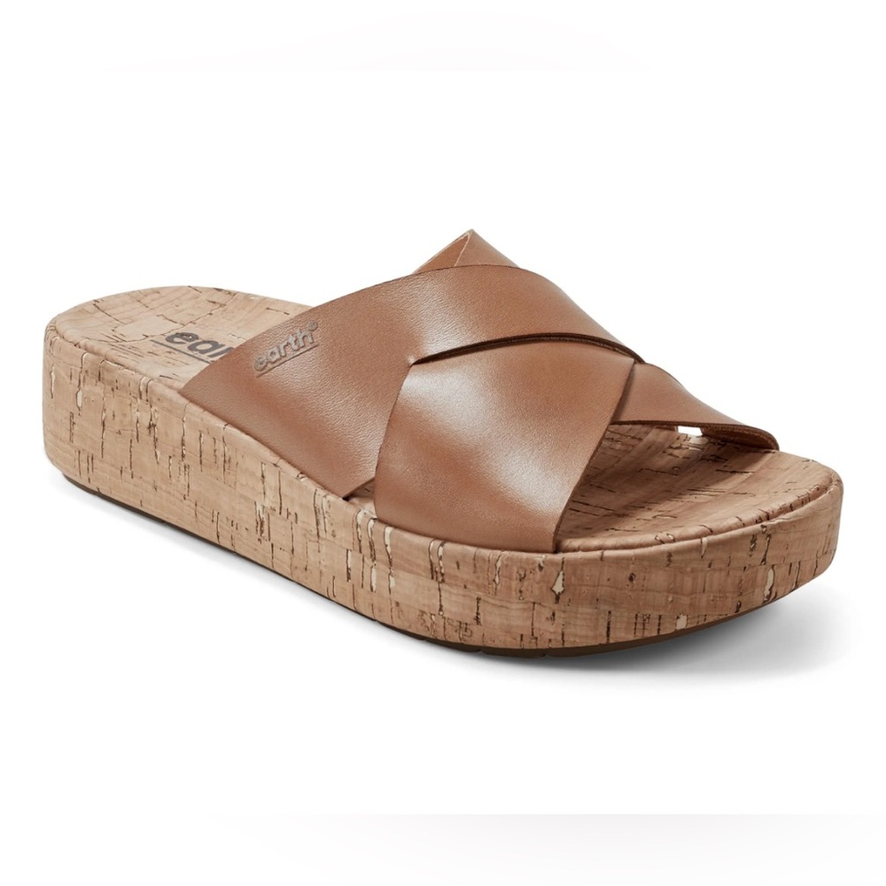 Earth brown leather cork wedge Sandals. Women size 9